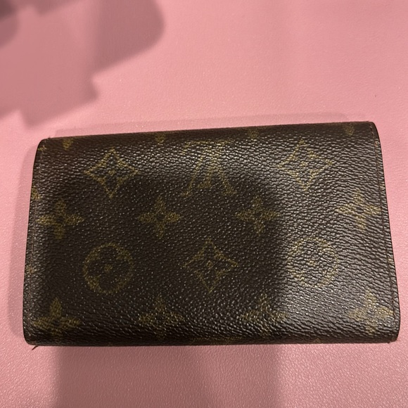 Great Condition - AUTHENTIC LV WALLET - Picture 13 of 13